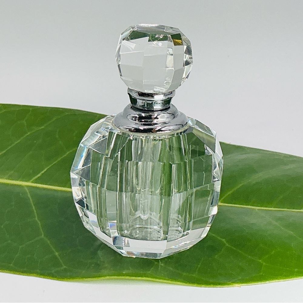 Oleg Cassini Perfume Bottle with Dabber Container Crystal Clear Faceted Potion